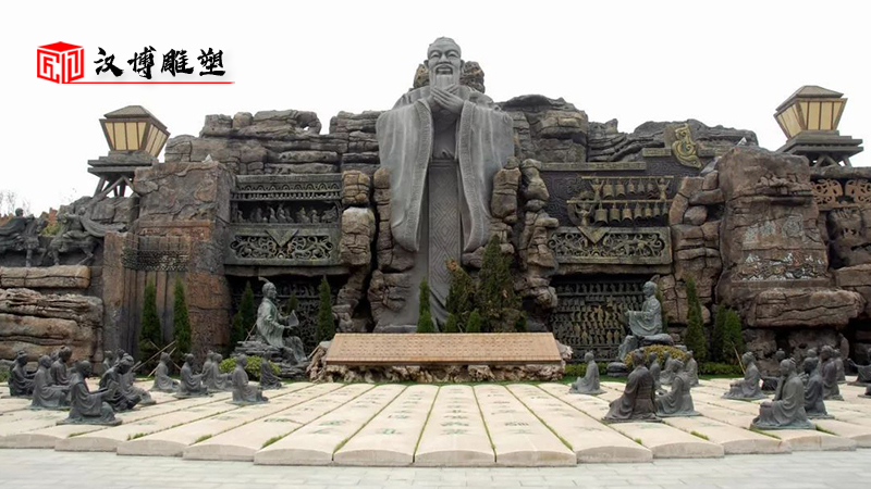 淺析校園文化中的校園雕塑藝術 