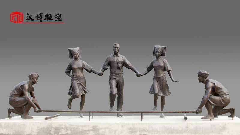 龍舟雕塑定制_廣場雕塑_民族團結雕塑_人物雕塑定制_民族雕像加工