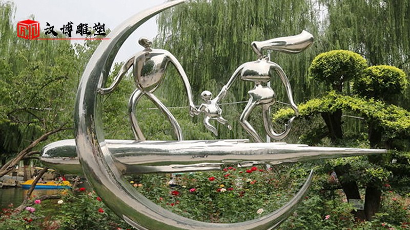 不銹鋼雕塑定制_人物運動雕塑_商業街雕塑_戶外大型雕塑_園林景觀雕塑