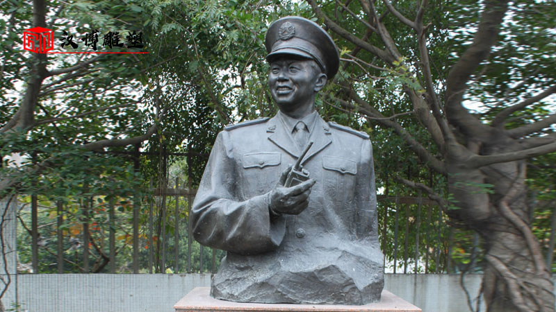 人物鑄銅雕塑_現代人物雕像_名人鑄銅雕像_戶外景觀雕像_歷史名人銅雕