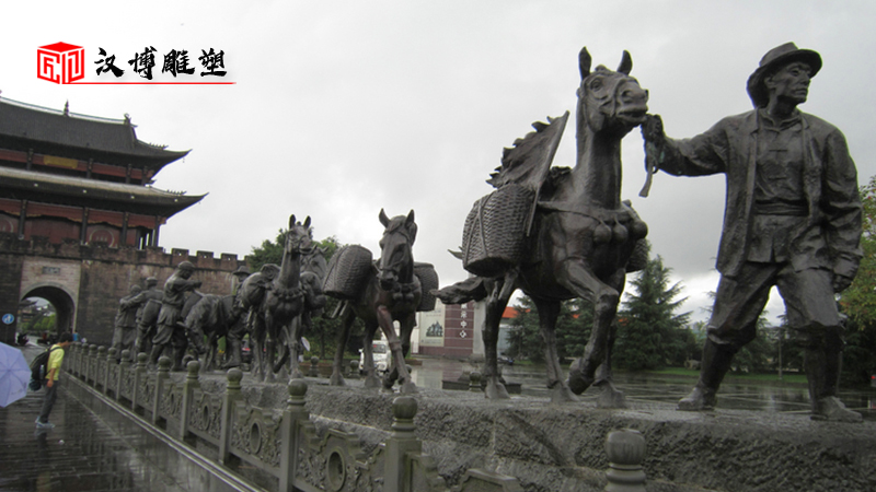 一片茶葉的敘說，世界文化遺產；茶馬古道主題文化雕塑欣賞